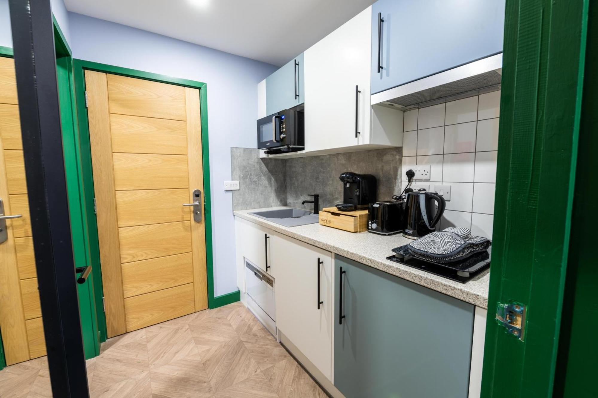 Aaron Wise - 51 Fitzhamon Apartments Cardiff Zewnętrze zdjęcie